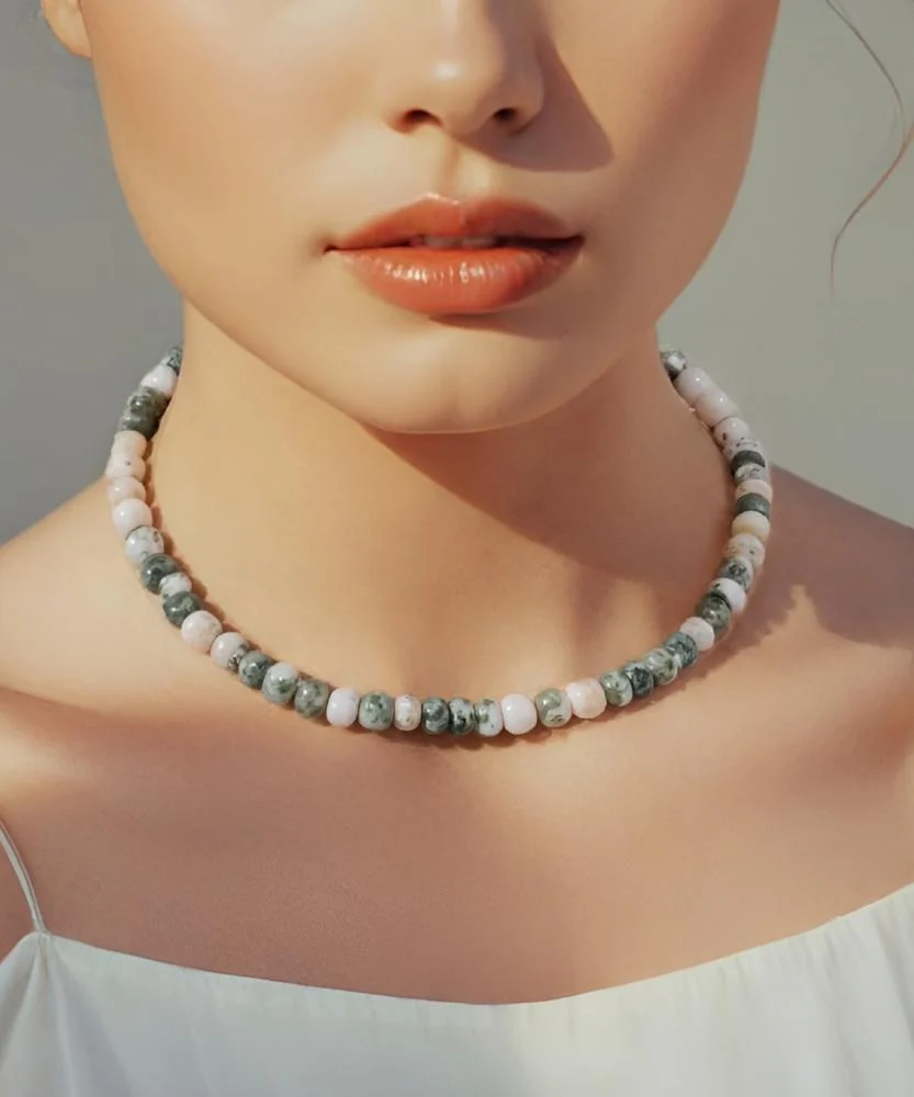 سلسلة نسائي اسطواني عقيق شجري ( مطلي ذهب )