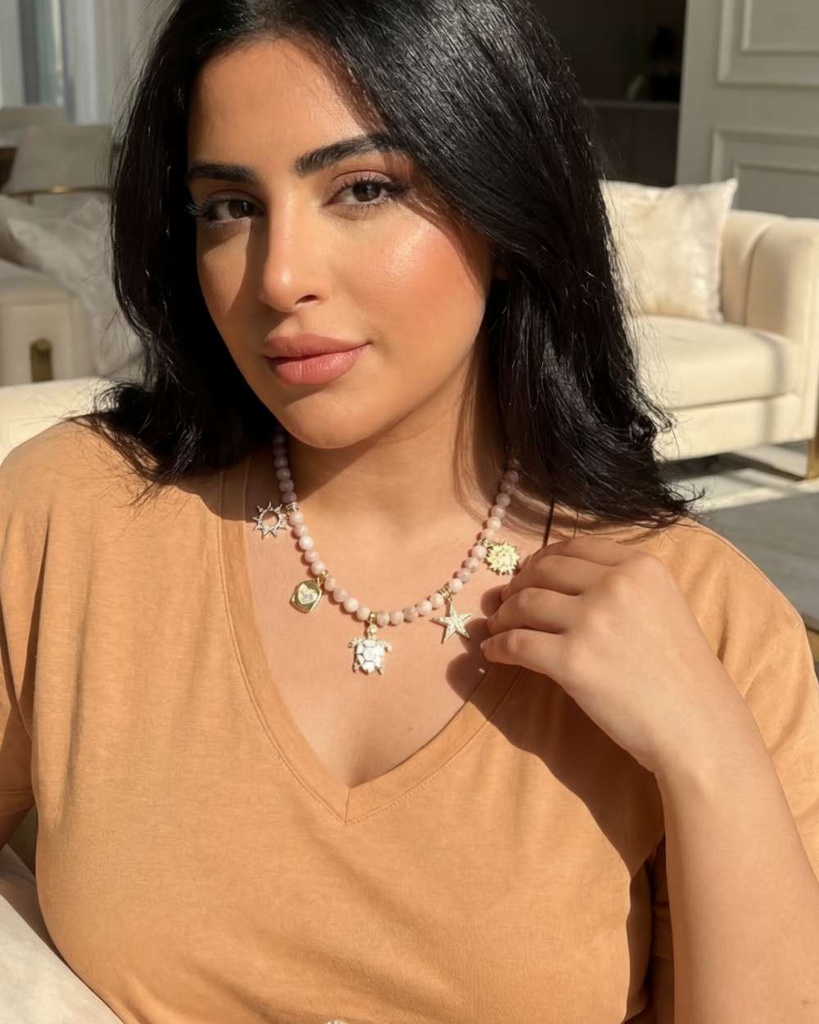 سلسلة حجر العقيق الأنيق