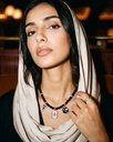 سلسلة نسائية استروفيليت طبيعي أسود بتمائم ذهبية فاخرة
